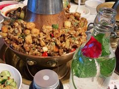 -老佛爷铜炉蛙锅(挂绿店)