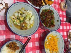 -荆九爷爆炒桥头三嫩(云南北路店)