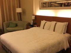 -上海浦东康桥绿地假日酒店