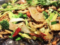 -俏巴妹烤鱼香锅(奥体店)