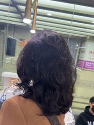 -镁连社·美联社