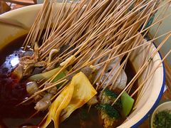 -拈签一笑黄牛肉辣卤串串