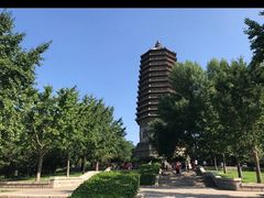 -玲珑塔公园