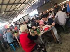 大堂-五七小李子油焖大虾(总店)