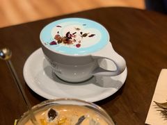 -ZING COFFEE 镜咖啡