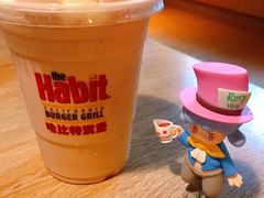 奶昔-The Habit Burger Grill 哈比特汉堡(复兴soho店)
