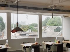 靠窗位-苦尽酒馆·川菜(鼓楼店)