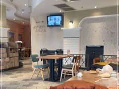 -必胜客(巴沟店)
