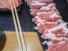 -果松木炭酸菜铜火锅·外婆参鸡汤