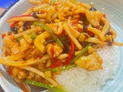 -西部马华清真兰州牛肉面·烧烤夜市(三里河店)
