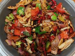 -老滇山寨•云南特色菜•地方菜•民族风情歌舞表演(金碧店)