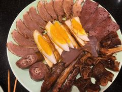 卤狮头鹅七拼-潮界(虹桥新天地店)