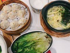 -馋三尺蟹粉小笼(人民广场店)