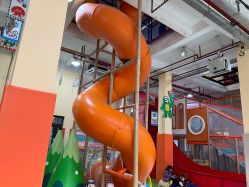 -动力星球家庭亲子游乐中心