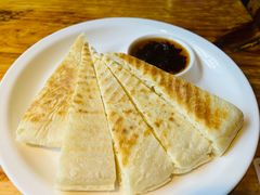 地锅馍-小小河边鱼(天润城店)