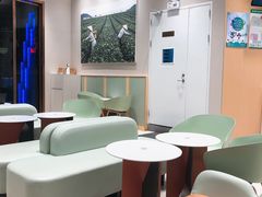-奈雪的茶(优特汇店)