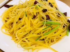 酸辣土豆丝-胜泽眼镜烧烤(云霄路直营店)