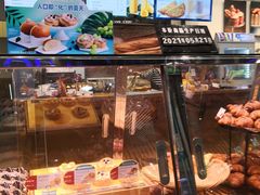 面包甜点陈列柜-巴黎贝甜(杨浦宝地店)