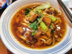 小炖肉面-五度翠清大同刀削面