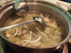 -润园四季椰子鸡火锅(海上世界店)