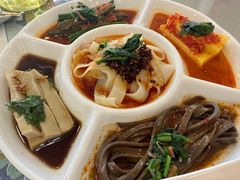 -令氏家外家周秦食府(高新店)