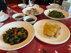 -侬佳蒸菜馆(听潮店)