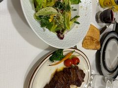 -马克西姆俄罗斯餐厅(通亚街店)