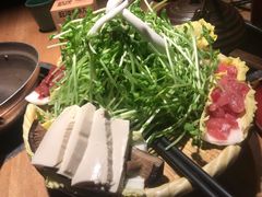 黑猪灼泉水时蔬-吃饭皇帝大(解放西路店)