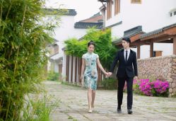 -唯一旅拍·颂当代影像艺术中心(上城店)