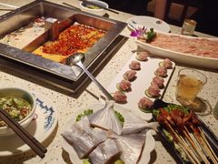 -二荆条·蜀鲜汇城市森林火锅