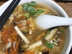 -闫家驴肉老店(华电一校店)