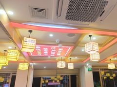 -阿婆情腊排骨火锅(金虹路店)