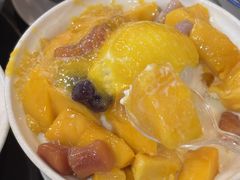 芒果芋圆牛奶绵绵冰-水牛奶皇后糖水铺(深圳总店)