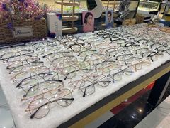 -简·爱眼镜(赛隆眼镜广场店)