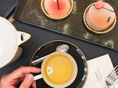 -Salon de The de Joel Robuchon(外滩18号店)