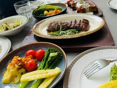 -Mogul Eatery·大亨餐酒馆
