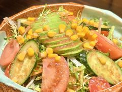 牛油果沙拉-明日叶日本料理(新区淮海街店)