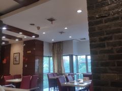 大堂-泉福居酱骨头自助广场(南大街商业步行街店)