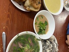 -宝瑞门钉肉饼店