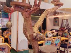 -more than meow吴止猫主题餐厅(承德 中船汇店)