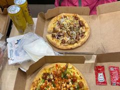 -达美乐比萨(石景山万达店)