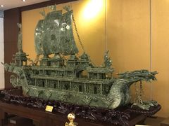-广东大厦酒店(广州北京路步行街纪念堂地铁站店)