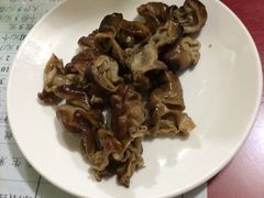 梆梆肉-天发芽·何记葫芦头泡馍·老字号(小南门店)