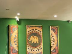 -香巴拉云南餐厅(华莱坞店)