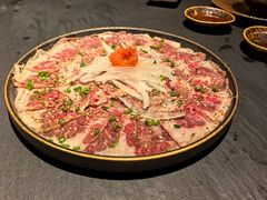 -蟹犇前•帝王蟹雪蟹(陆家嘴店)