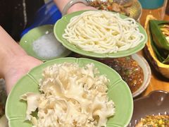 -雀舞云南菜(天津天河城购物中心店)