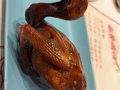 红烧鸽子-新兴饭店·非遗老字号粤菜(前进路总店)
