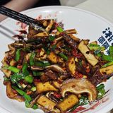 对不起了笨萝卜，我还是选了这家邵阳菜~