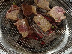 -青瓦餐厅·生鱼片·韩园烤肉(西塔店)