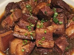阿婆红烧肉-荣小馆(椒江青悦城店)